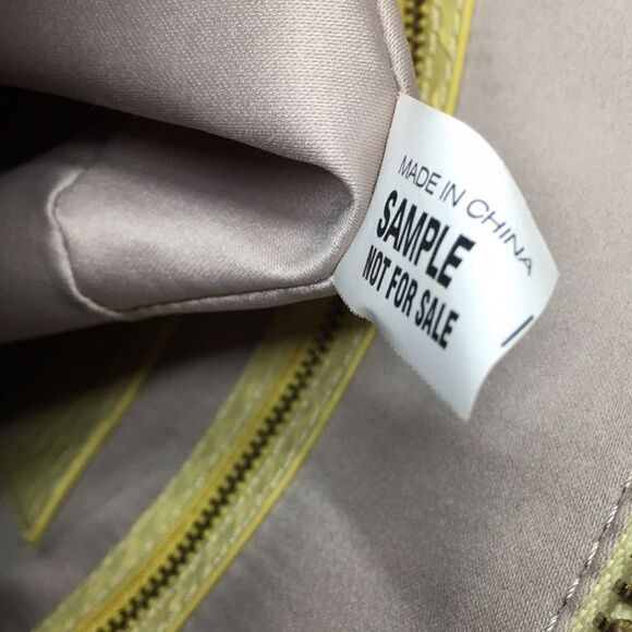 Kate Spade Madison Ave. Light Canary Yellow Court Margot Snakeskin Embossed - Picture 13 of 17